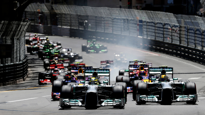 Illustration for article titled Smashes And Crashes Dominate The Monaco Grand Prix